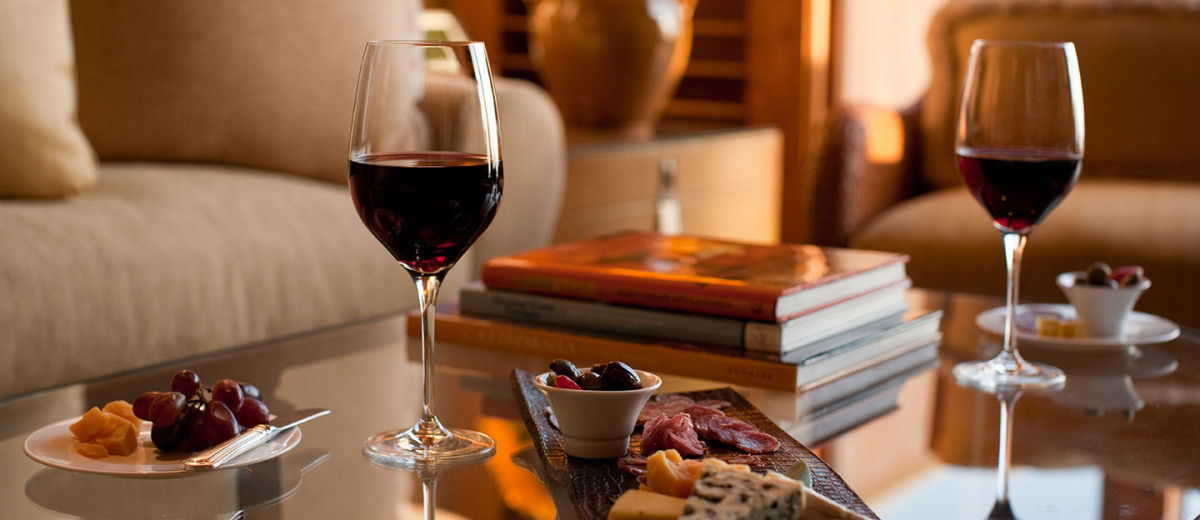 Wine and snack