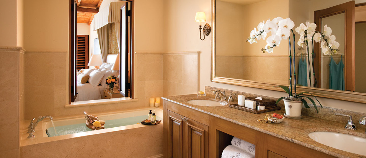 The Resort at Pelican Hill bungalow bath
