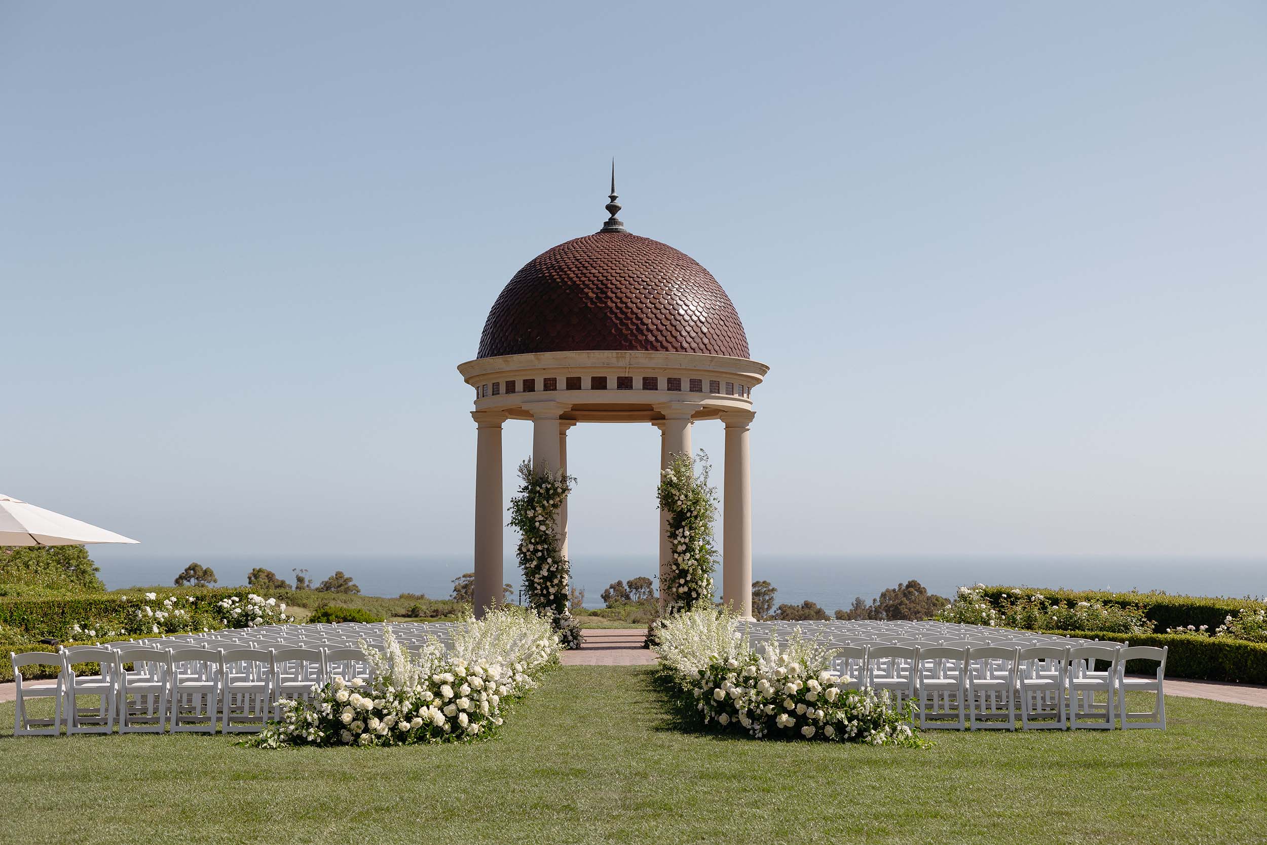 rotunda pelican hill