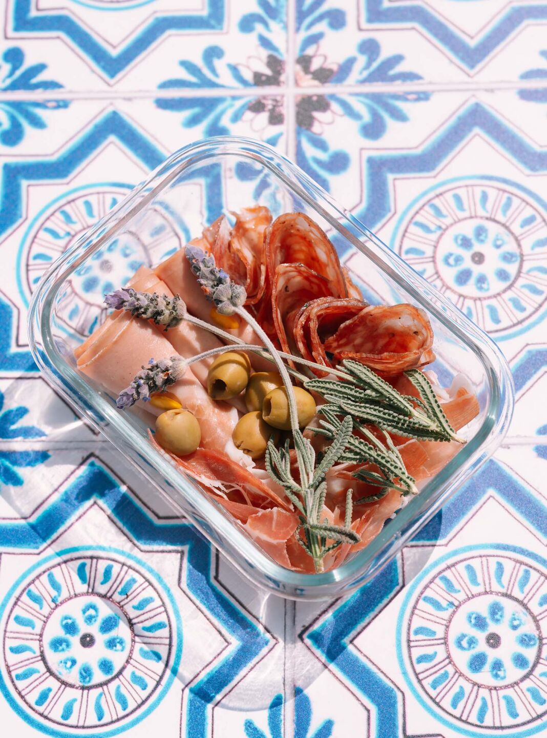 pelican picnic antipasti