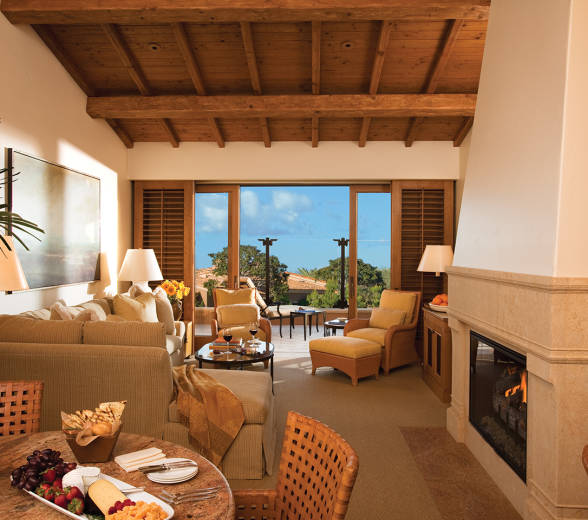 bungalow suite fireplace