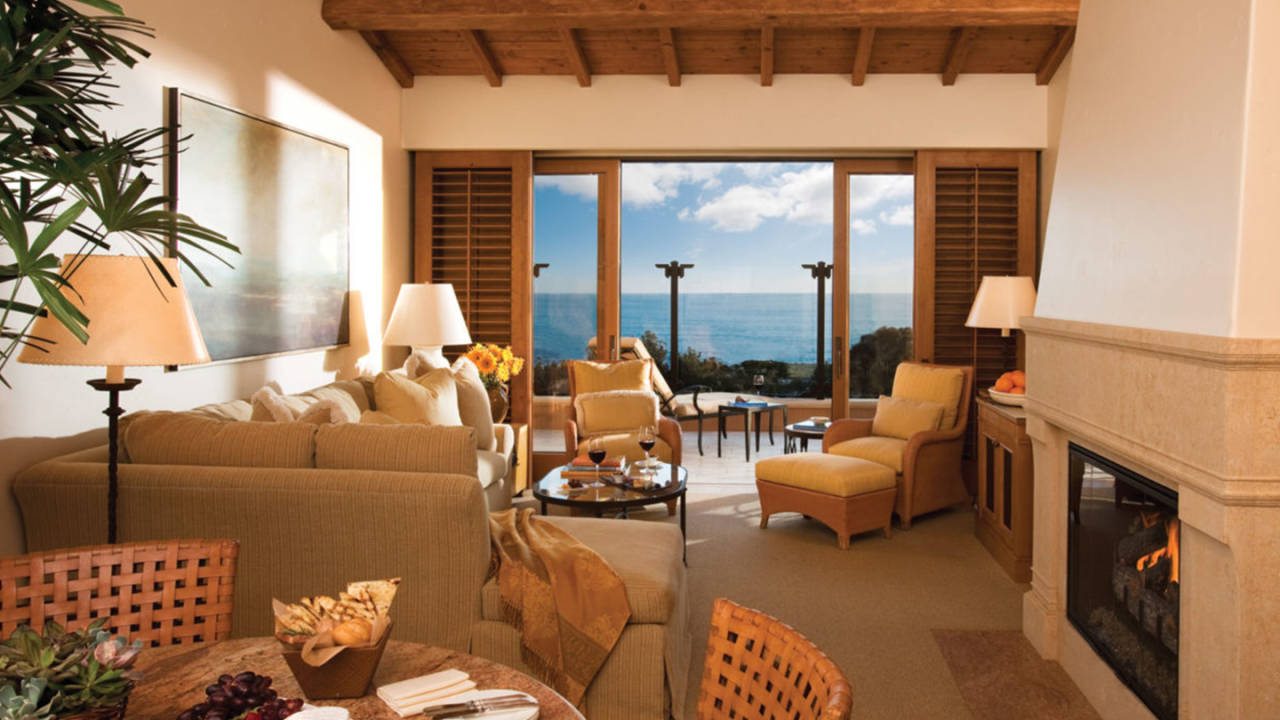 bungalow suite living space